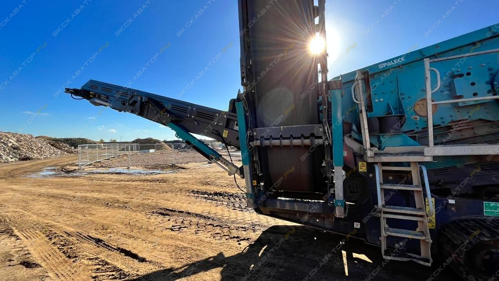 Powerscreen Warrior 2100 [6]