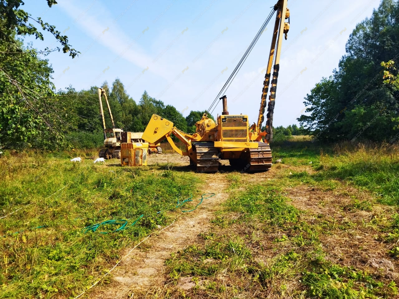 Komatsu D355C [1]
