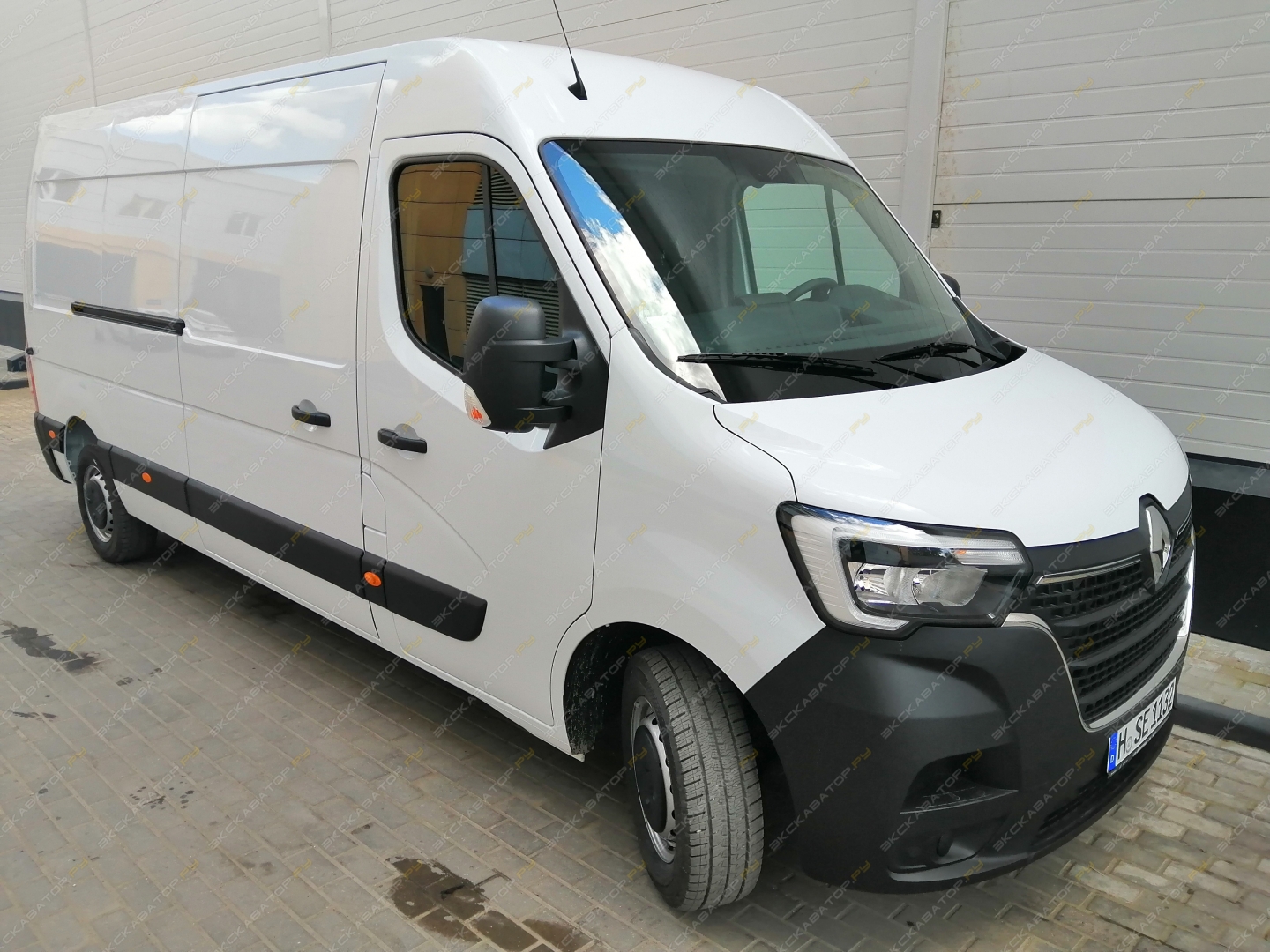 Renault Master 2.3 MT FWD L2H3 [21]