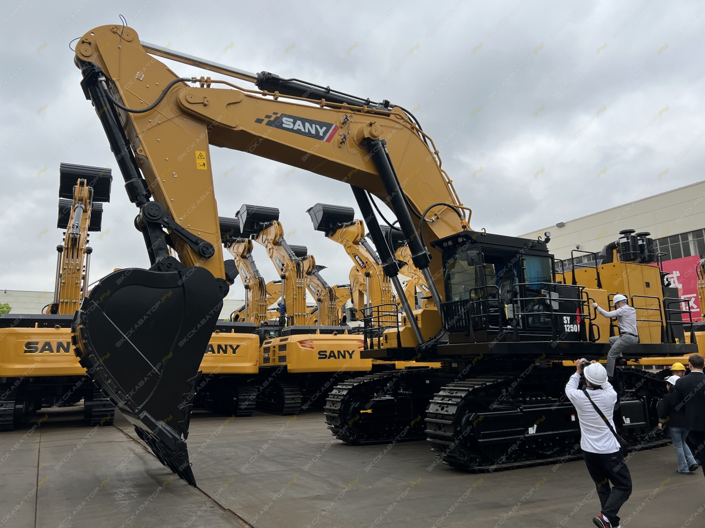 Sany SY870H [11]