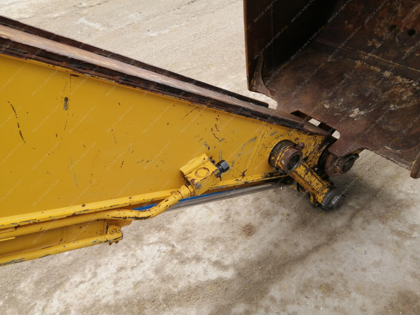 Sumitomo SH210LC-5 [10]