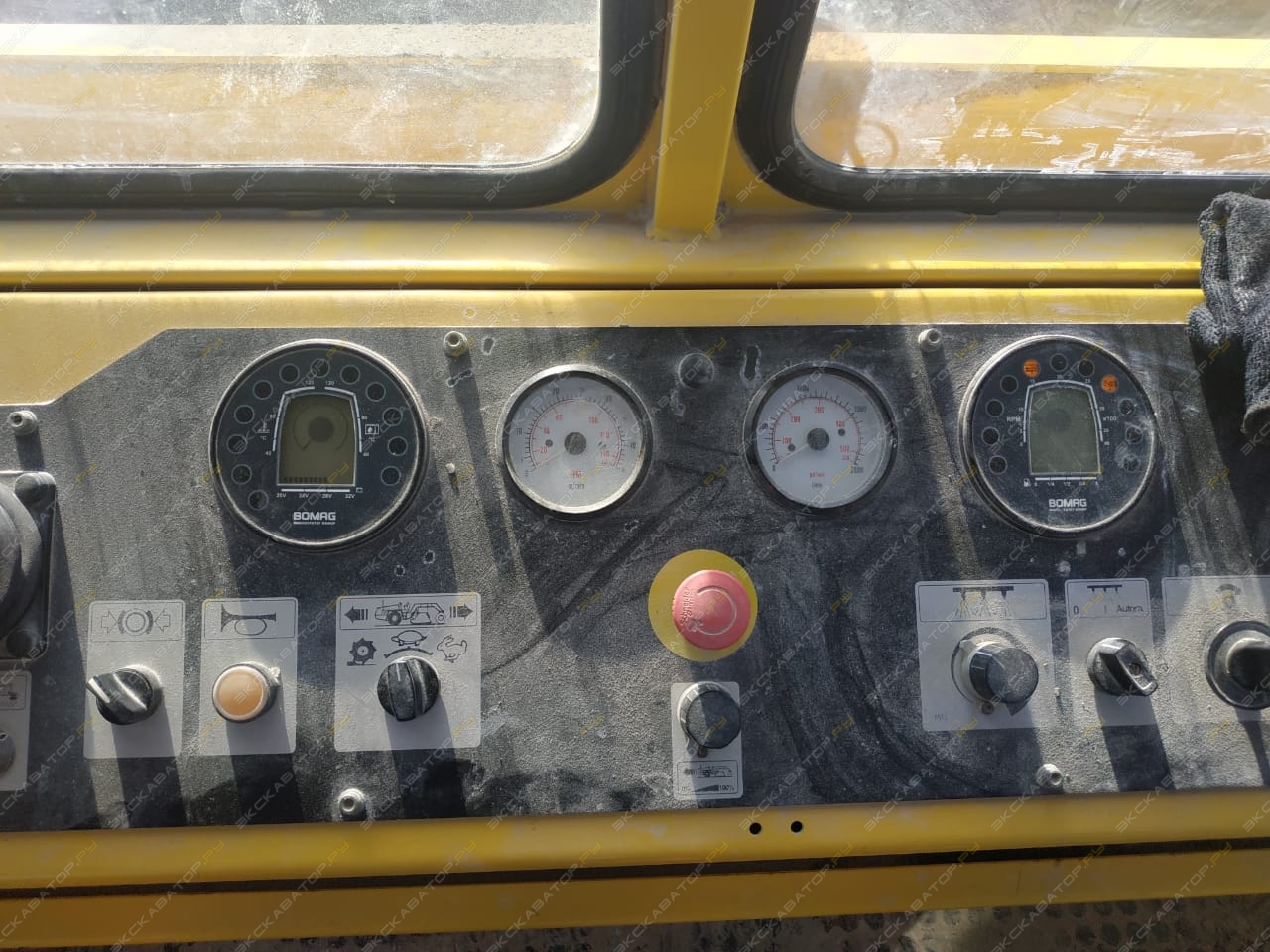 Bomag MPH 122-2 [11]