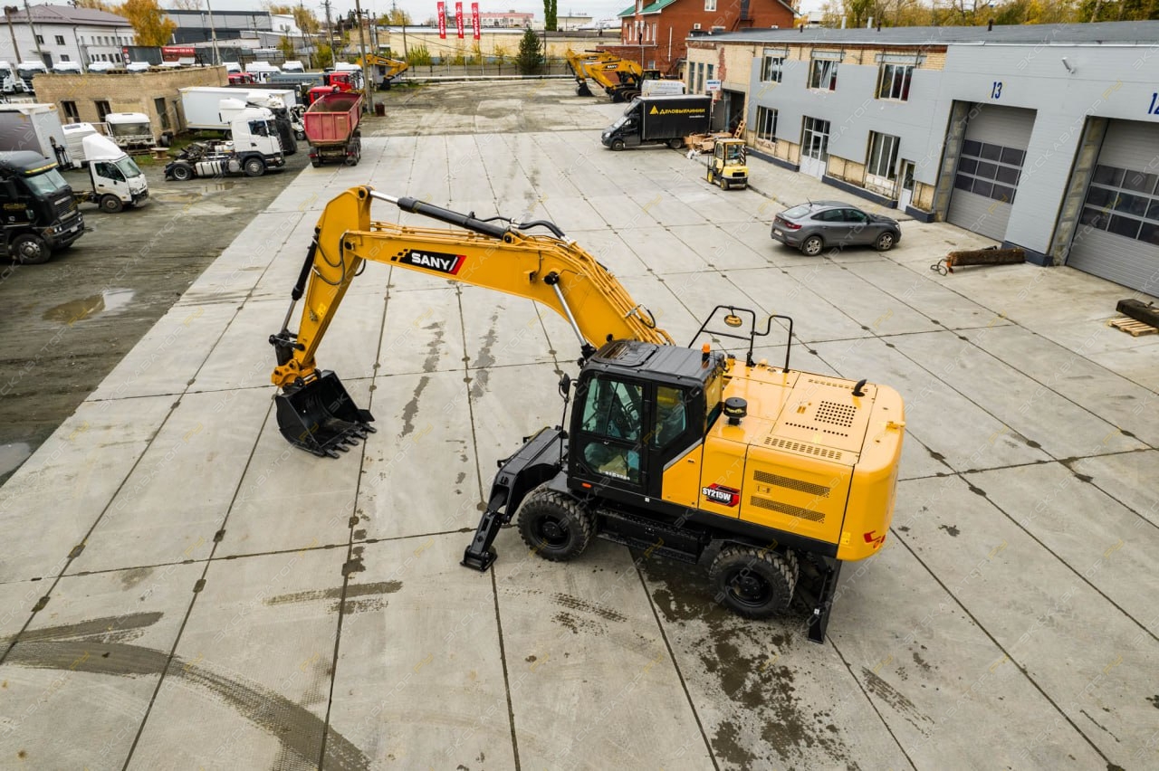 Sany SY215W [1]