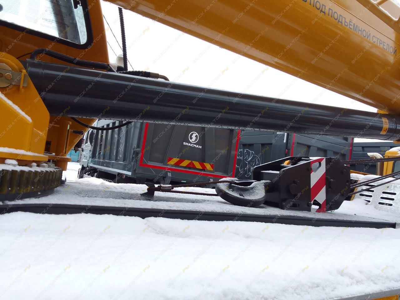 LiuGong LTC250T5 [10]