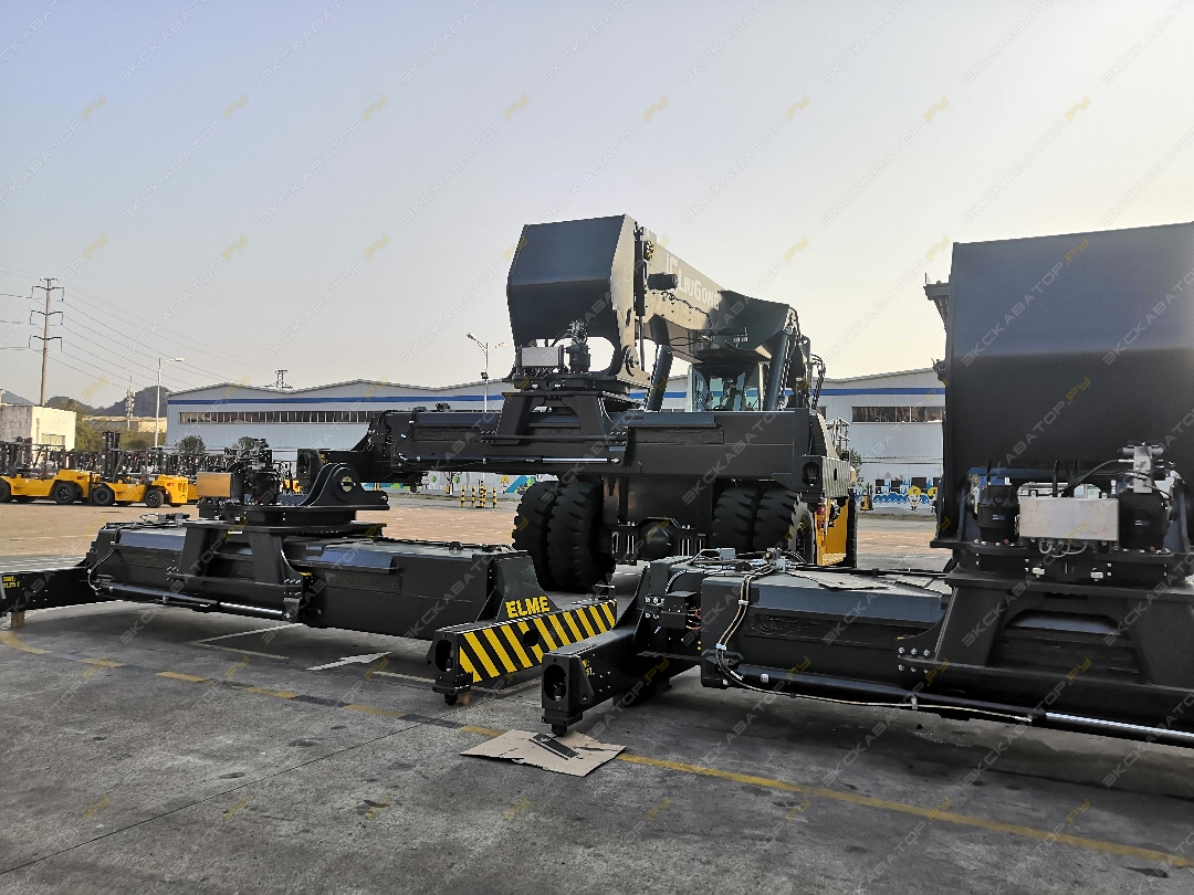 Liugong CLG2450H [2]