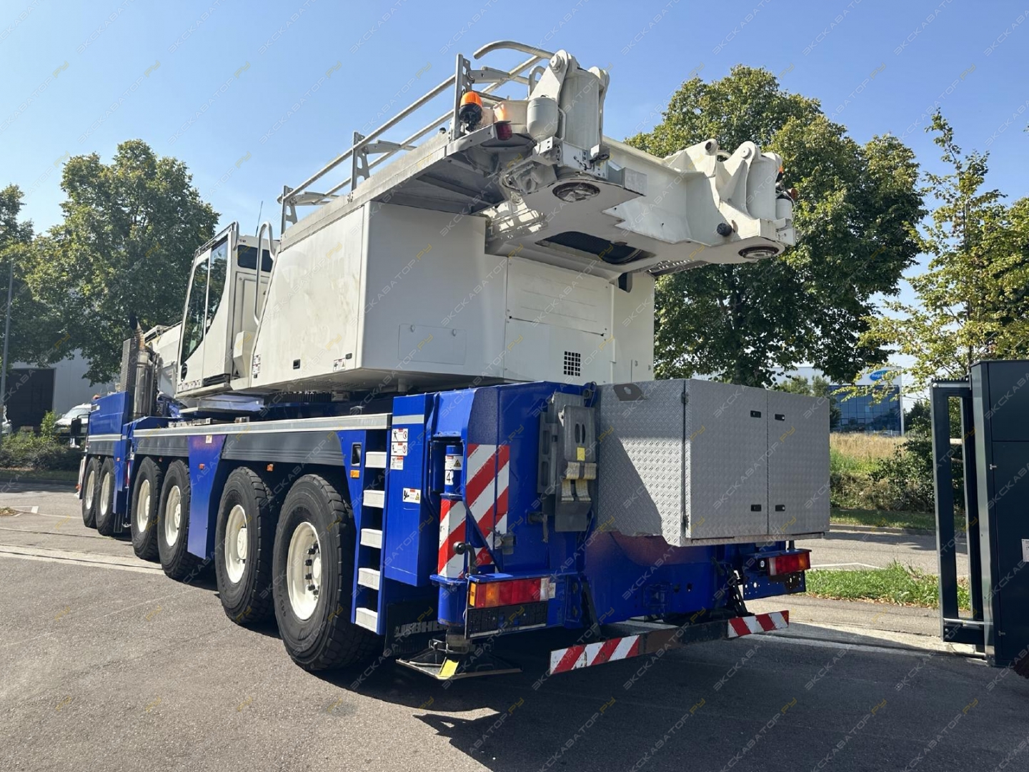 Liebherr LTM 1300-6.2 [1]