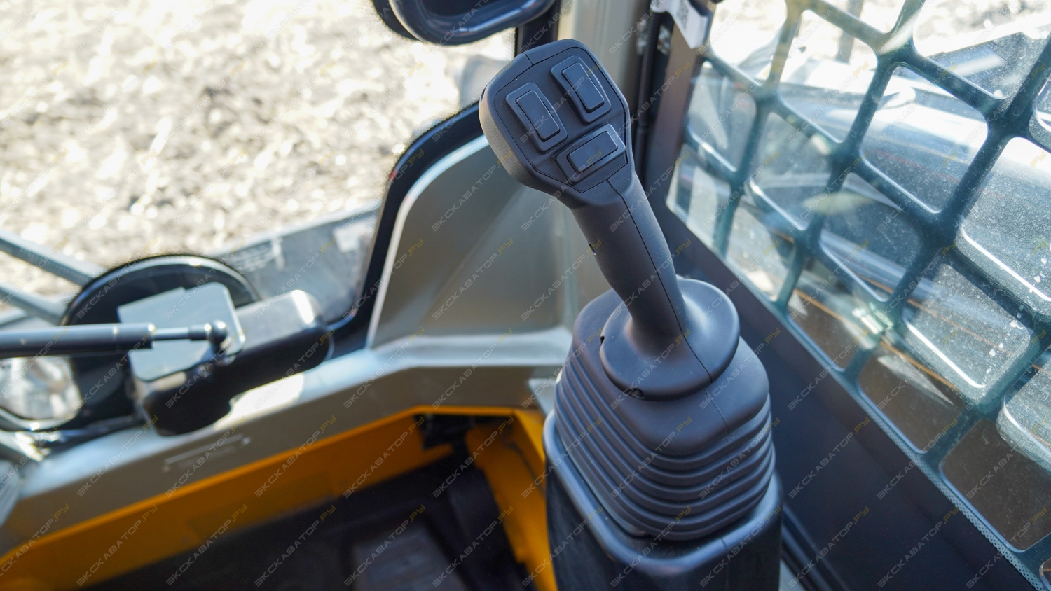 LiuGong CLG385B [12]