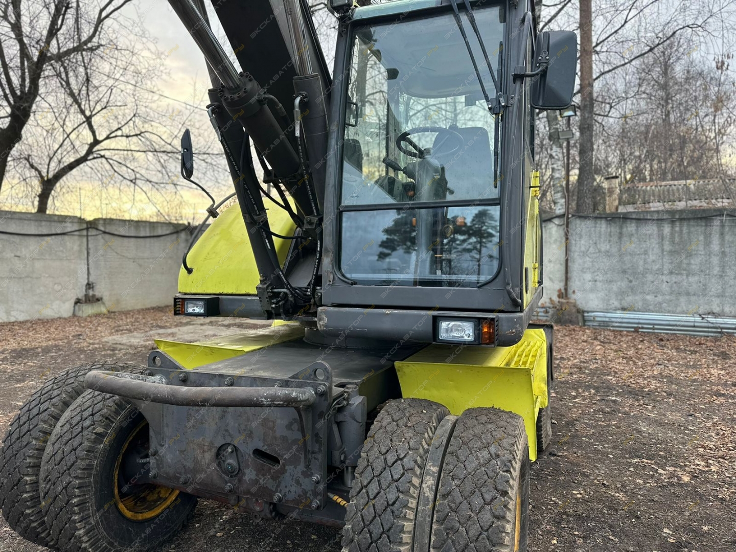 Volvo EW160 [8]