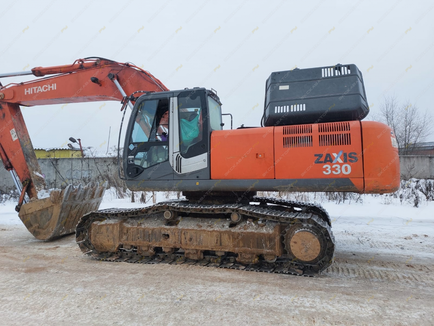 Hitachi ZX330 [0]