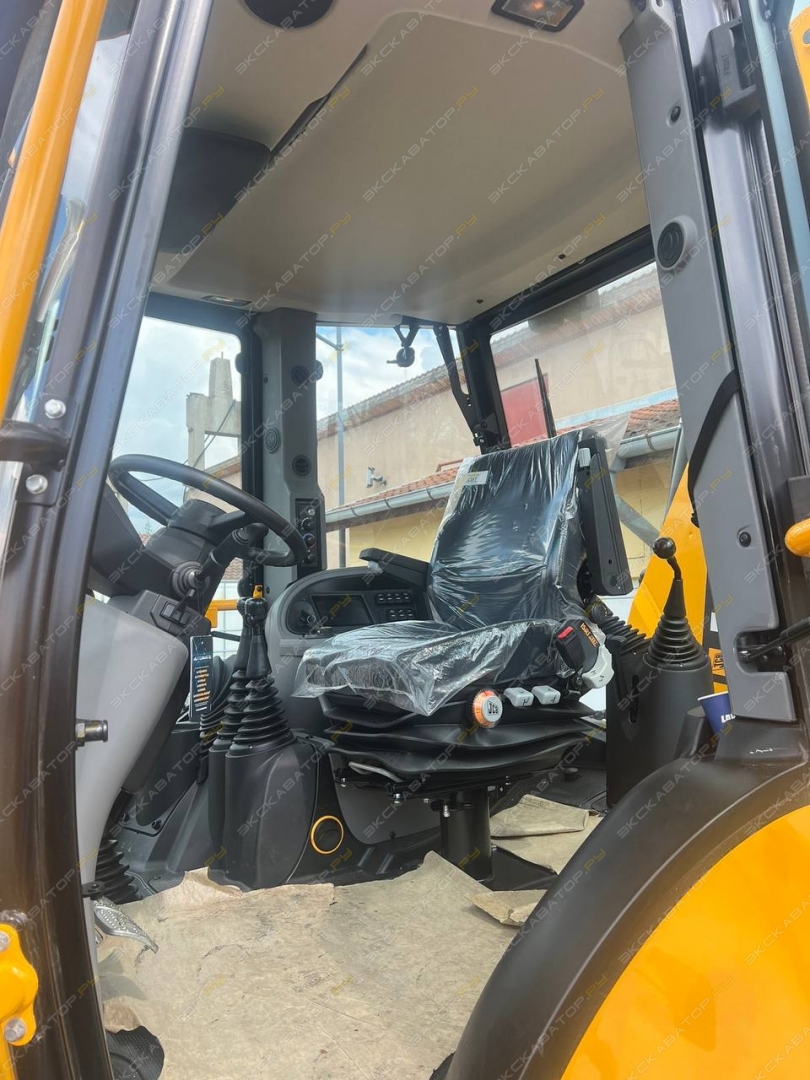 JCB 3CX [2]