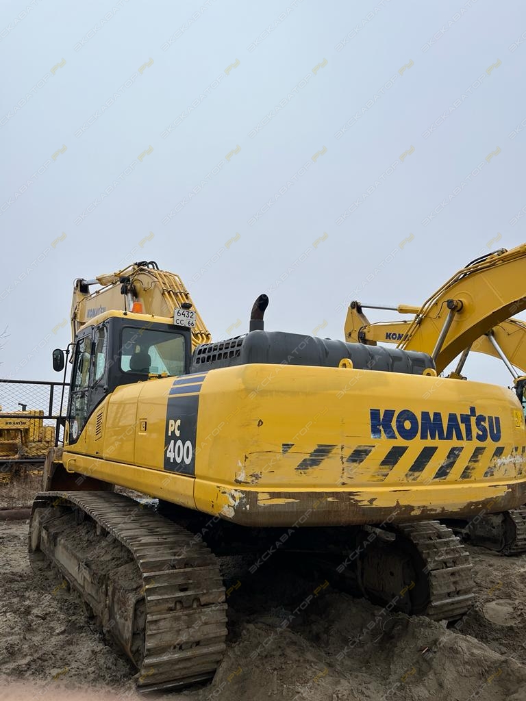 Komatsu PC400-7 [5]