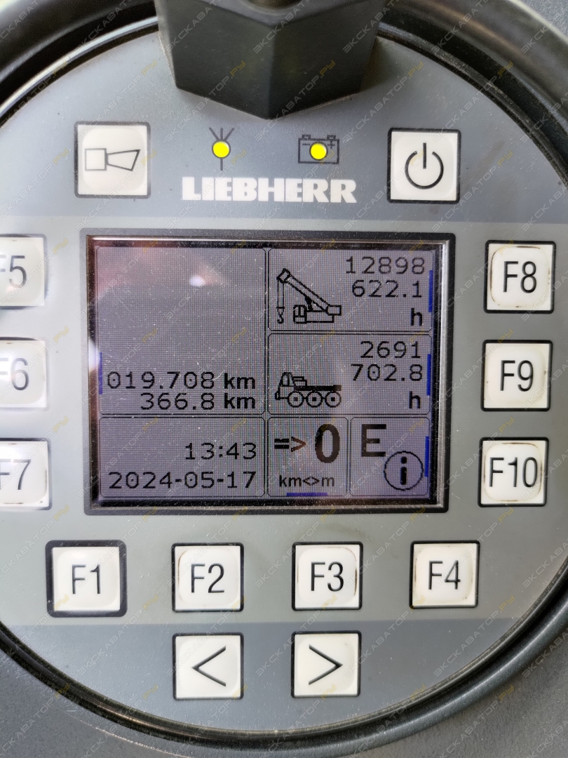 Liebherr LTM 1100-4.2 [14]