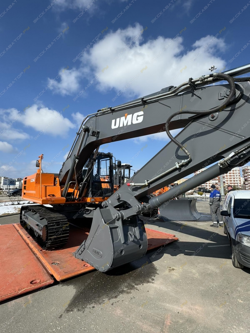UMG E225NC [2]
