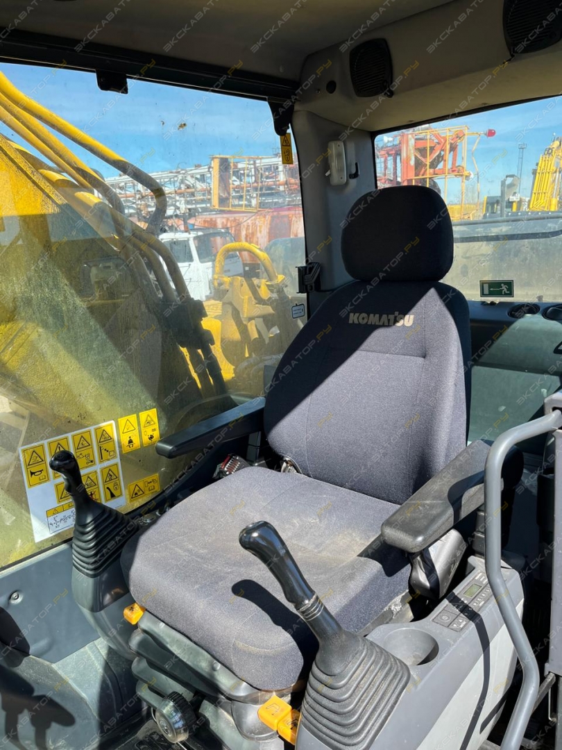 Komatsu PC300-8M0 [5]