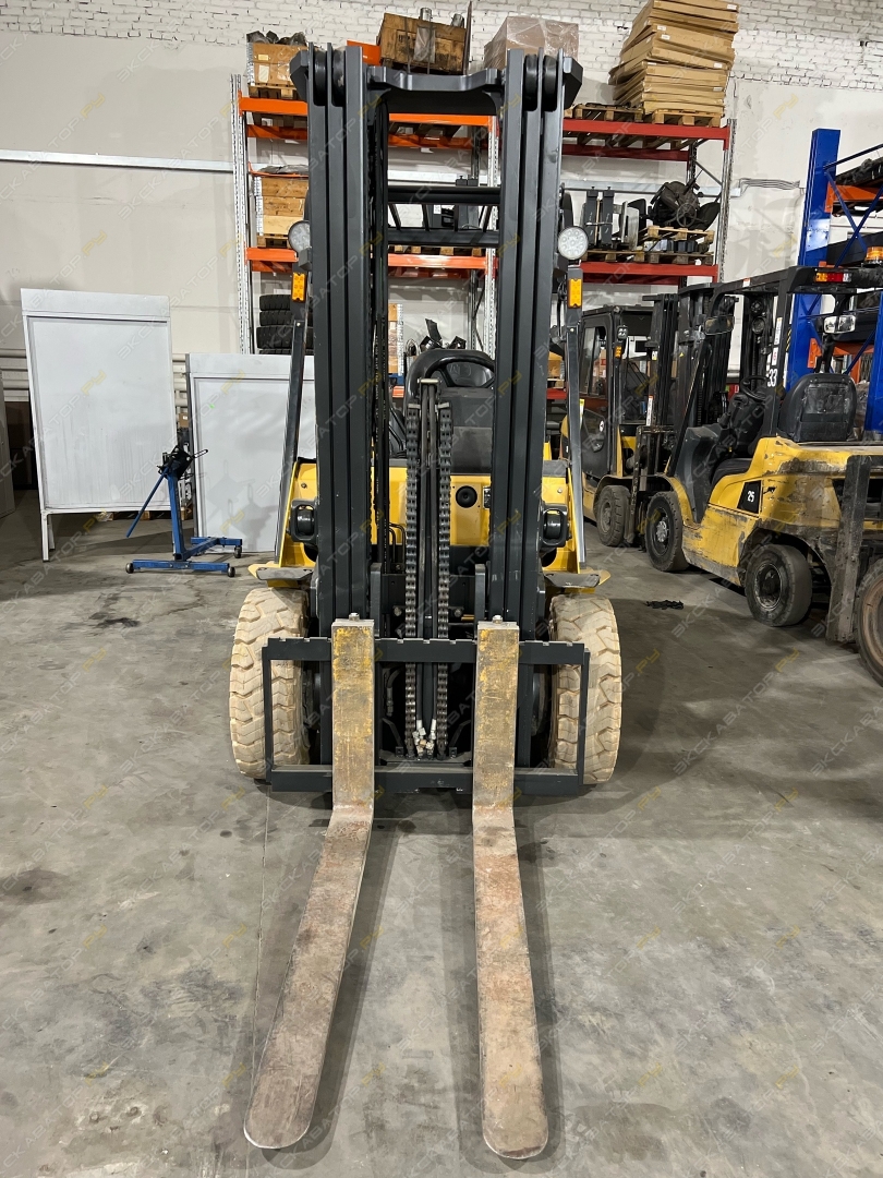 Caterpillar DP30NT [5]