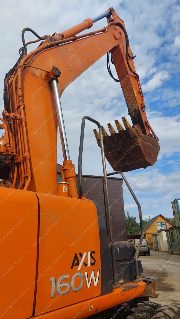 Hitachi ZX160W [5]