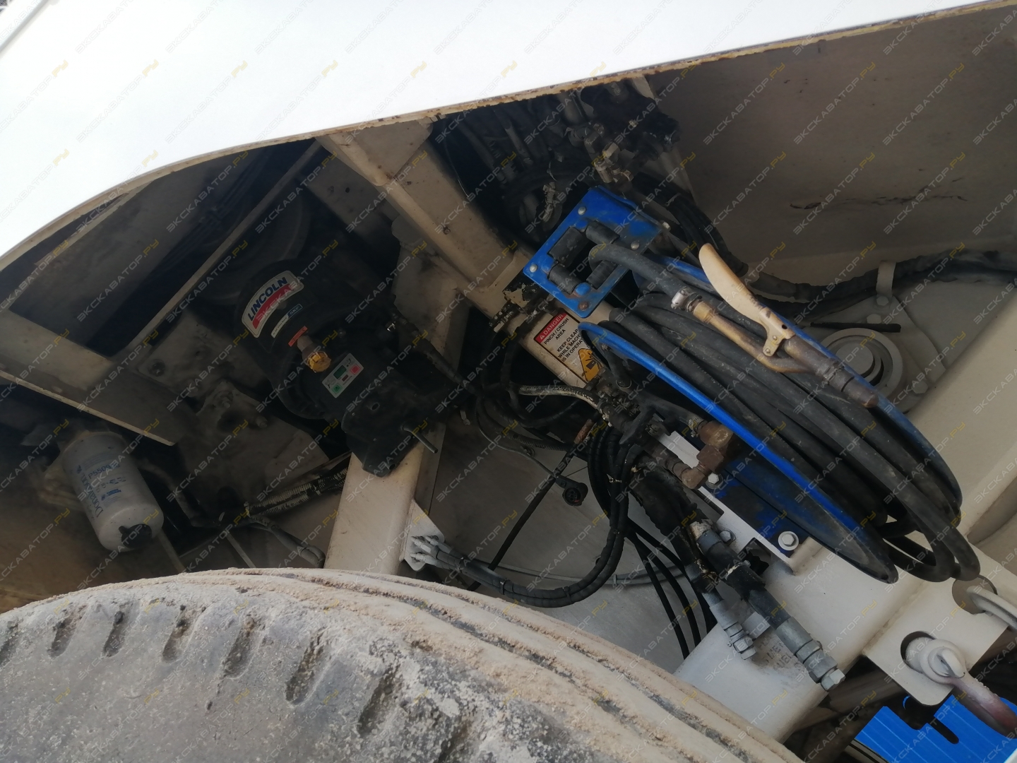 Roadtec SB2500D Shuttle Buggy [18]