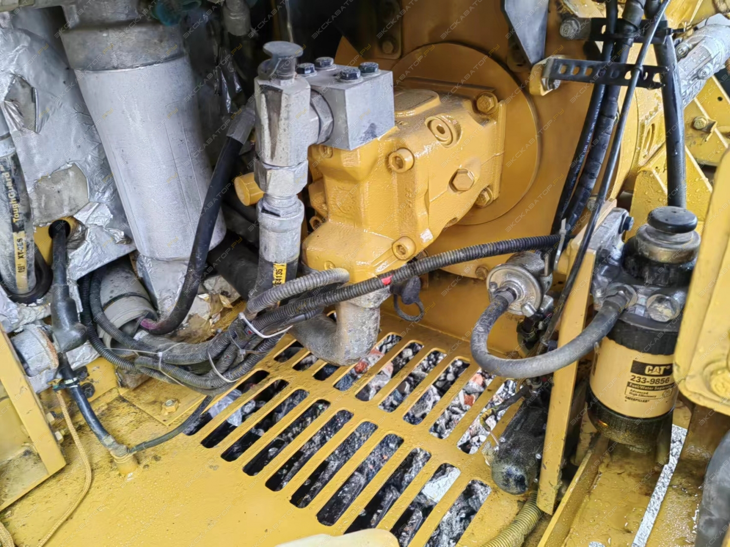 Caterpillar 307 [5]