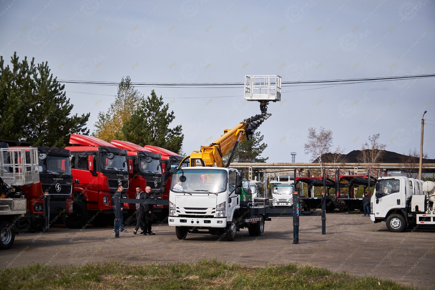 Isuzu Elf (автогидроподъемник) [4]