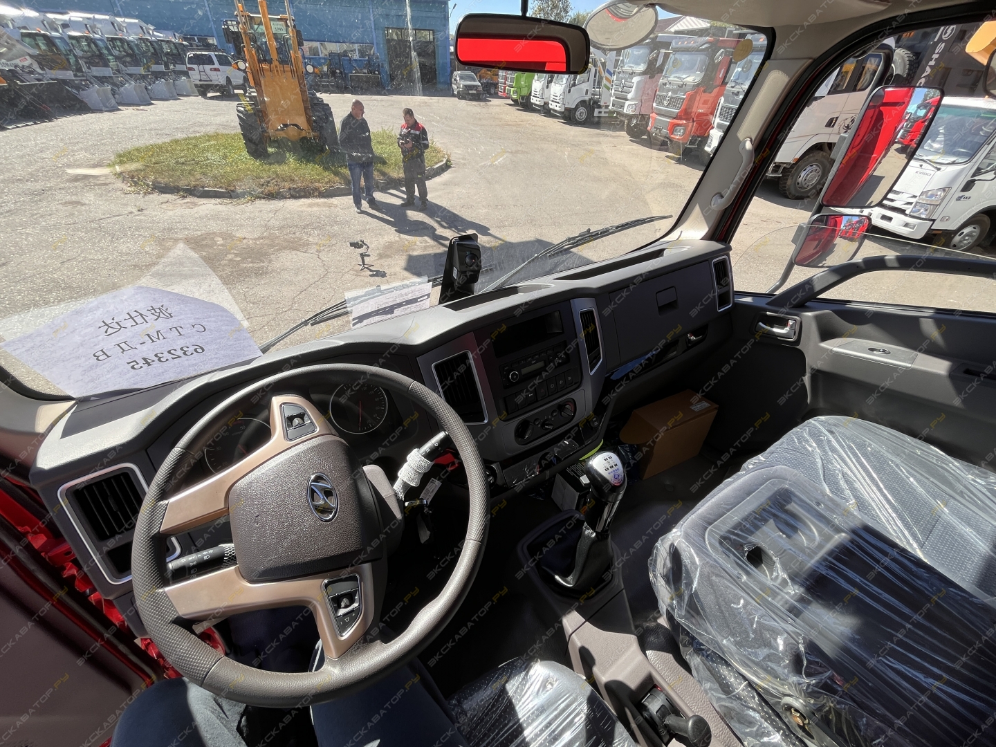Hyundai HD 270 с задней разгрузкой [14]