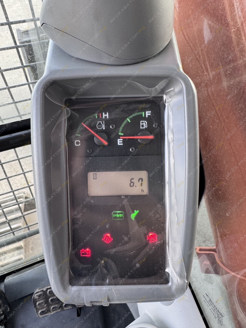 Hitachi ZX370LCH-GI [9]