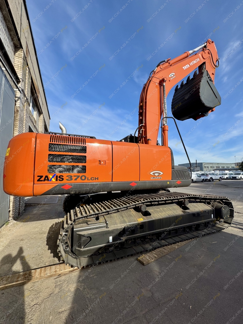Hitachi ZX370LCH-GI [12]
