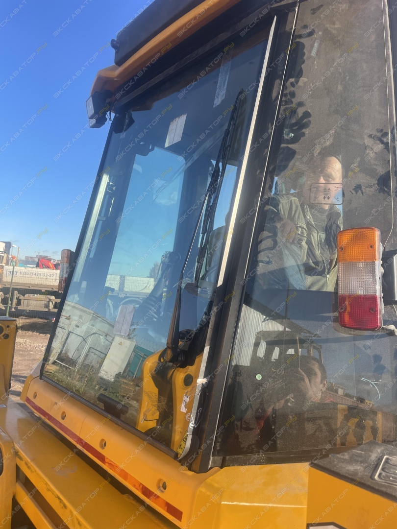 JCB 3DX [7]