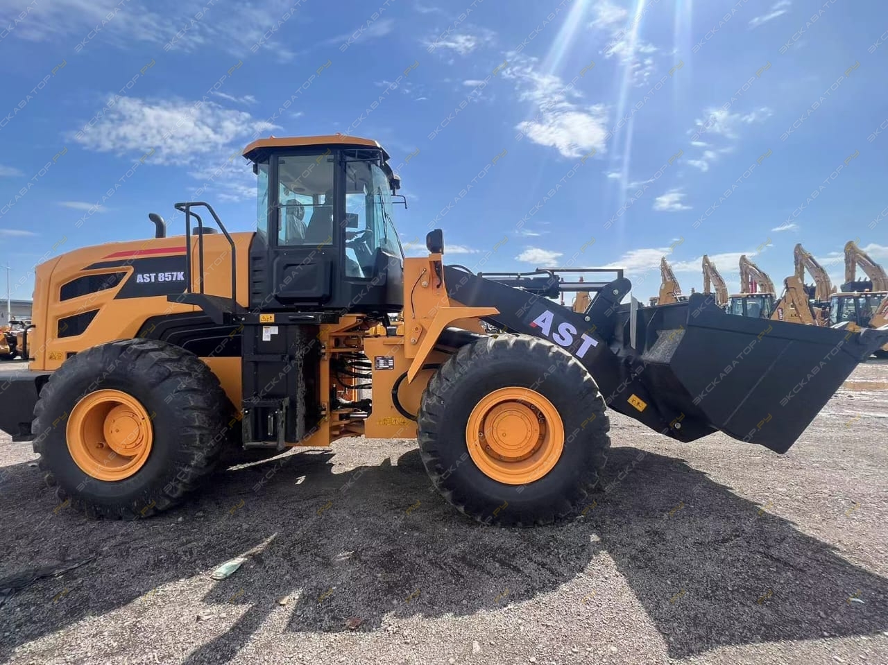 Hyundai HL 770-9S [0]