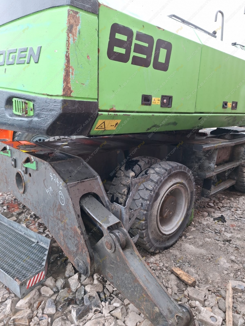 Sennebogen 830 [12]