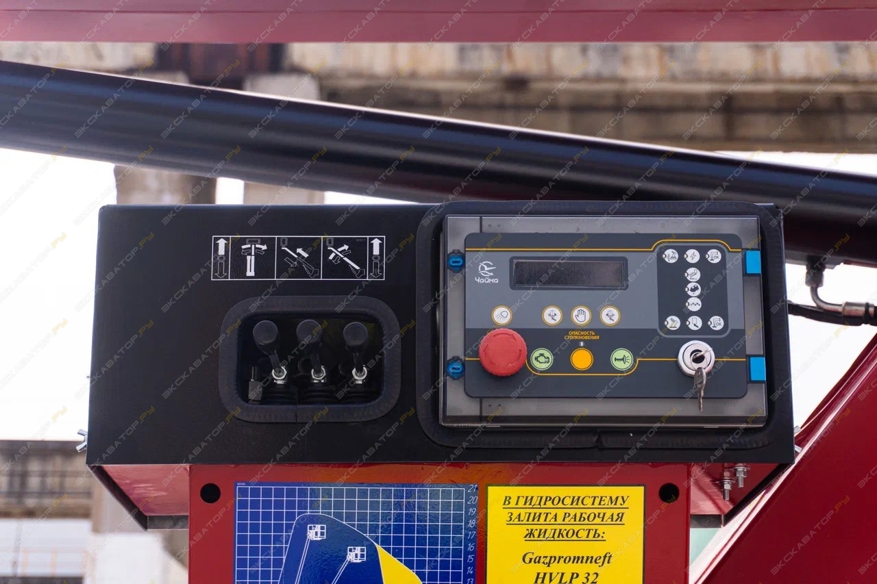 18 м. на шасси DongFeng Z55N [11]