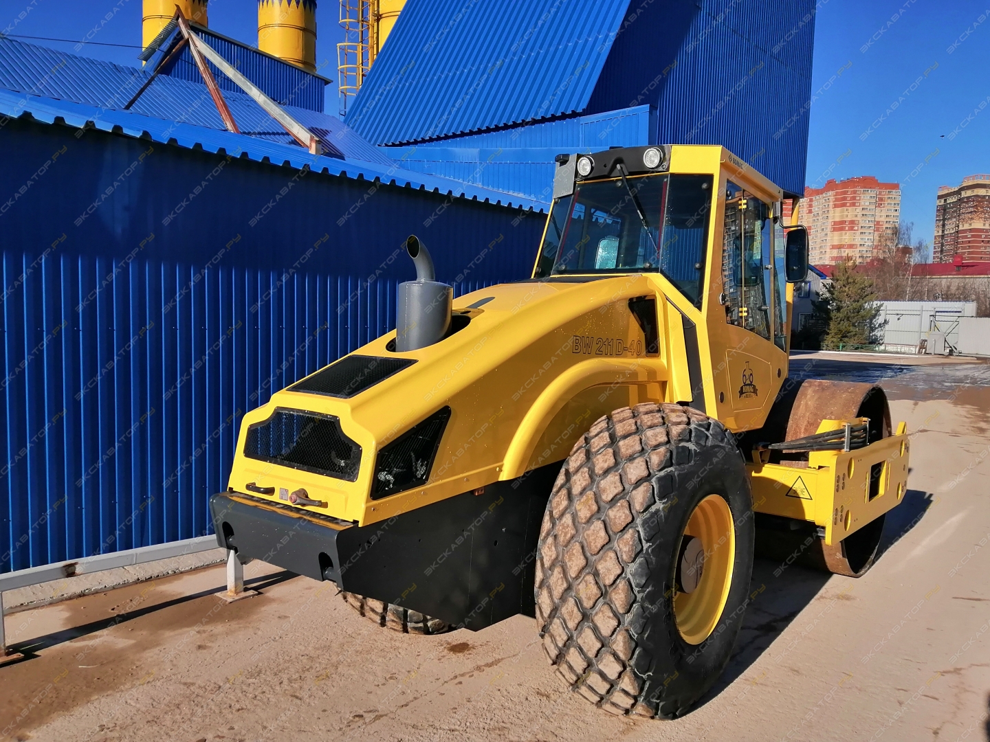 Bomag BW 211 D-40 [3]