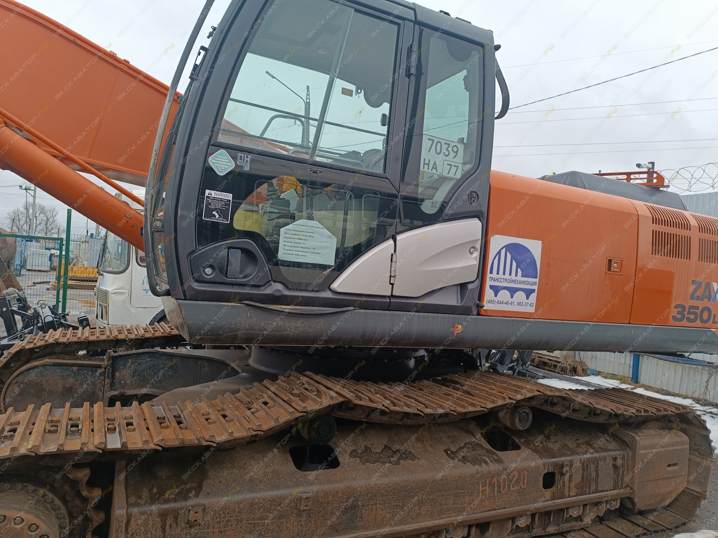 Hitachi ZX350LCH [2]