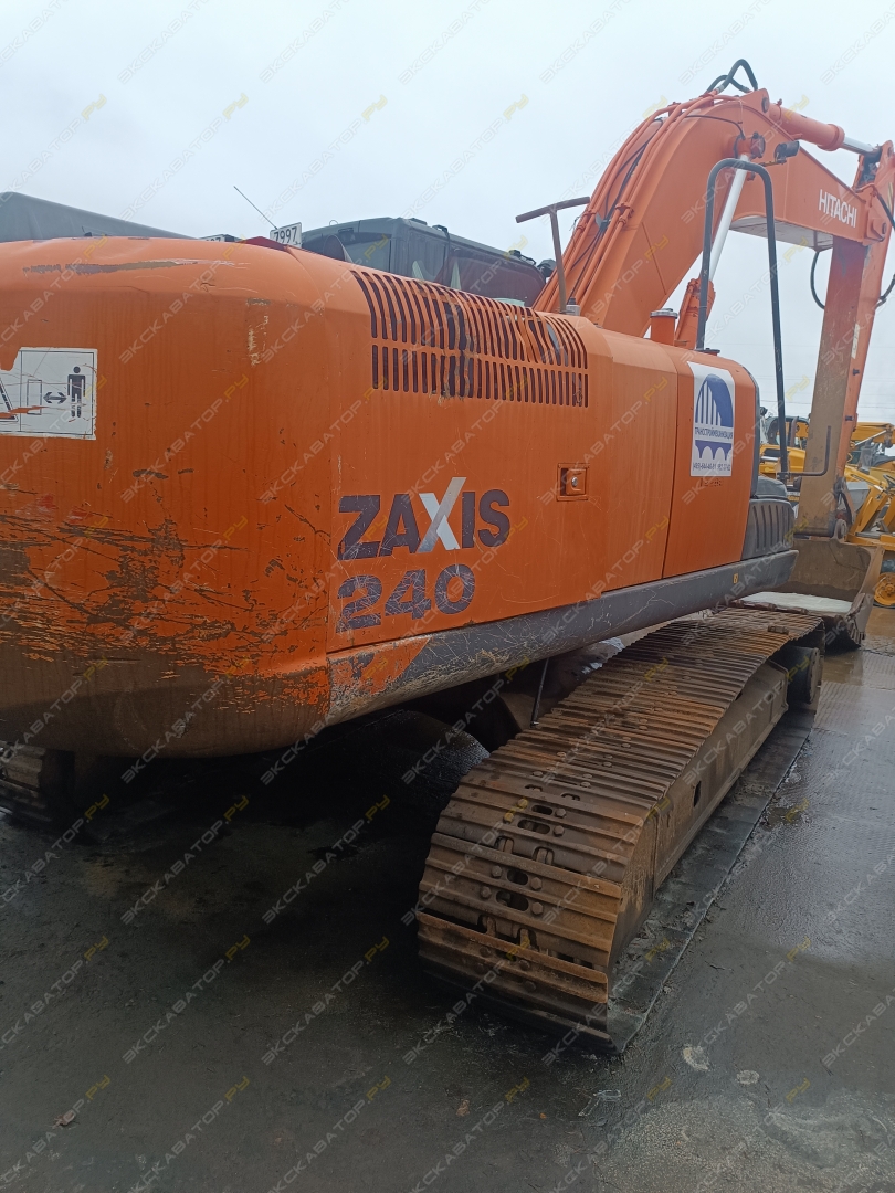 Hitachi ZX240-5G [3]
