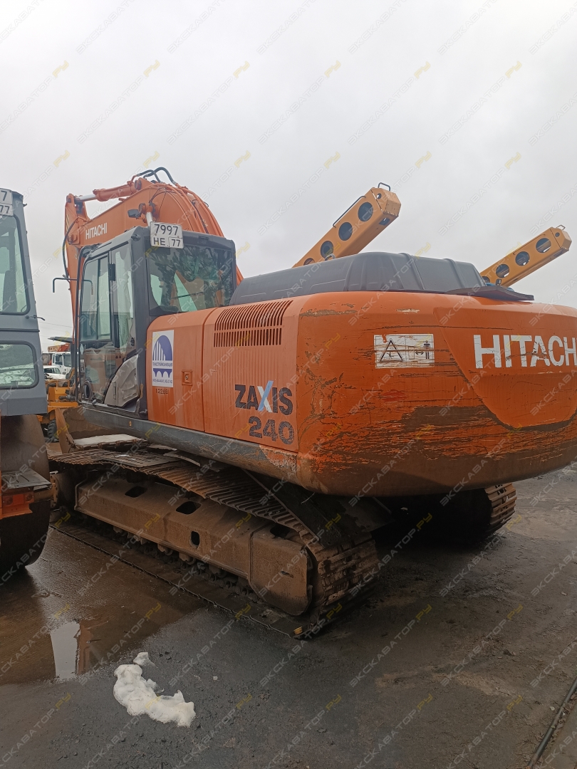 Hitachi ZX240-5G [2]