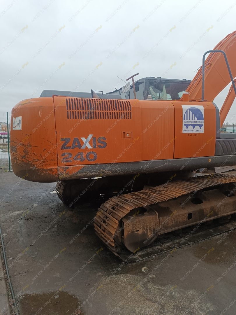 Hitachi ZX240-5G [4]