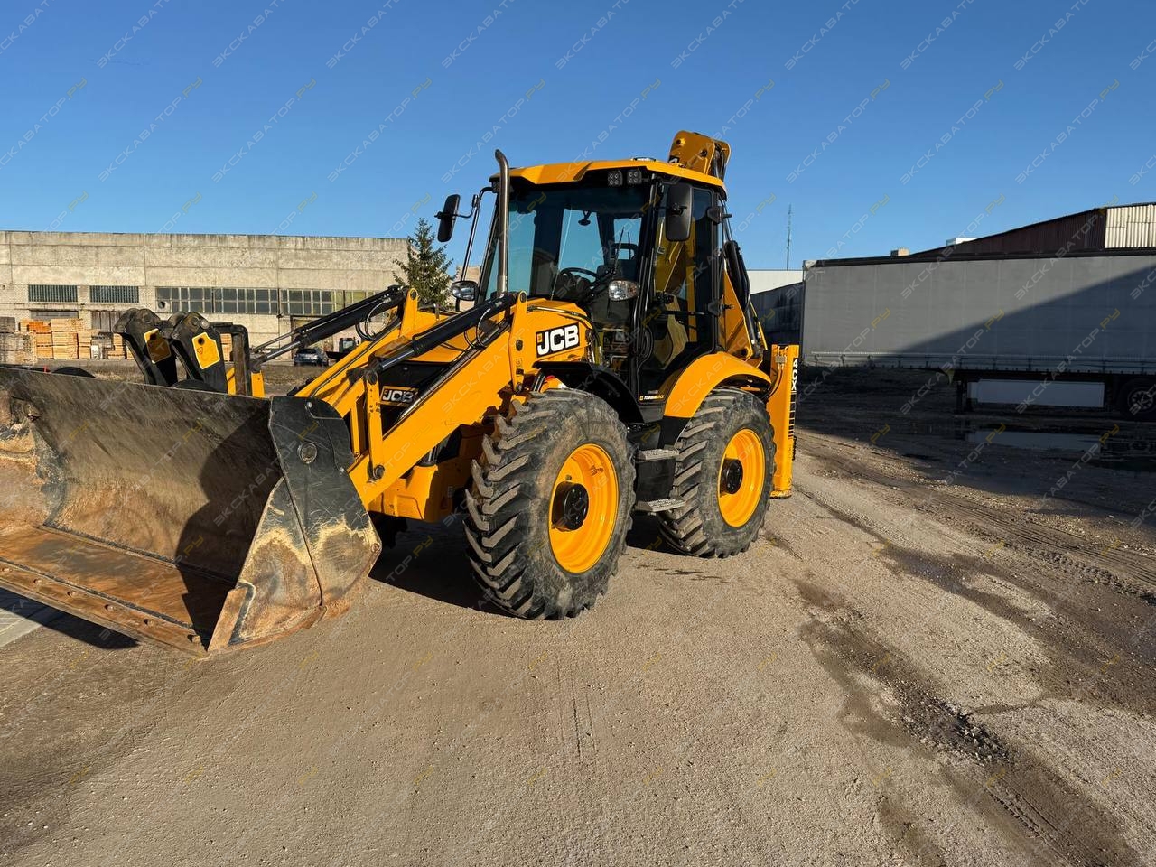 JCB 4CX Pro [3]