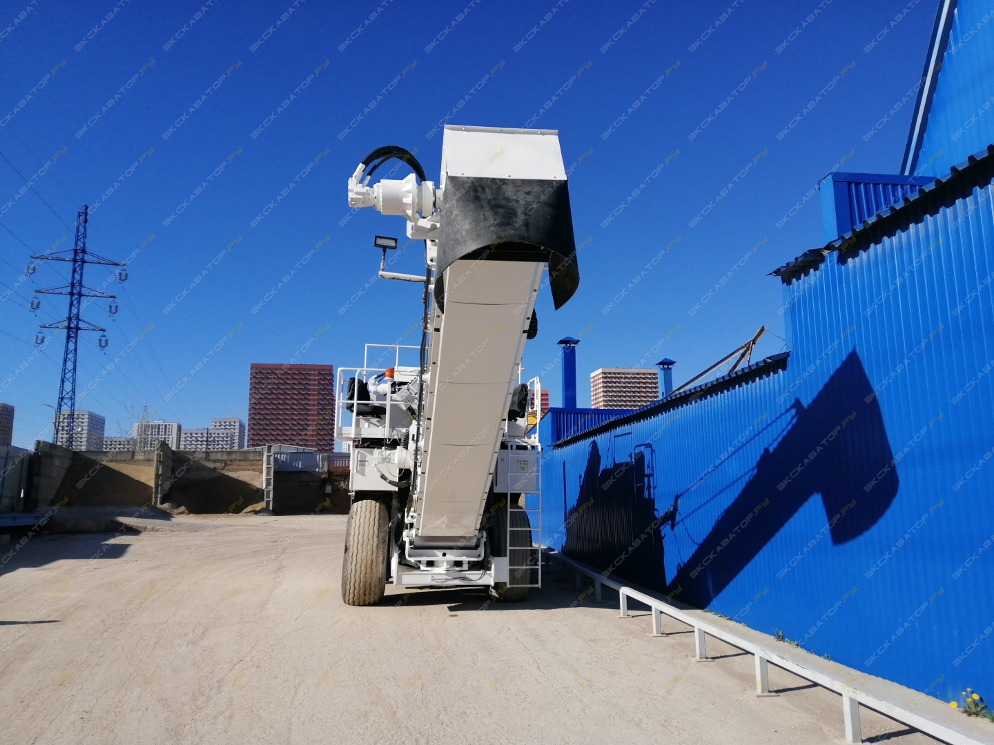 Roadtec SB2500D Shuttle Buggy [3]