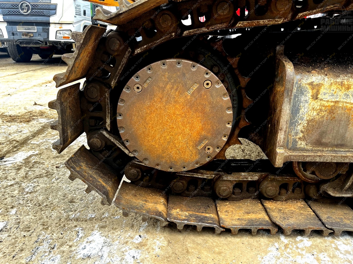 John Deere E360 LC [11]