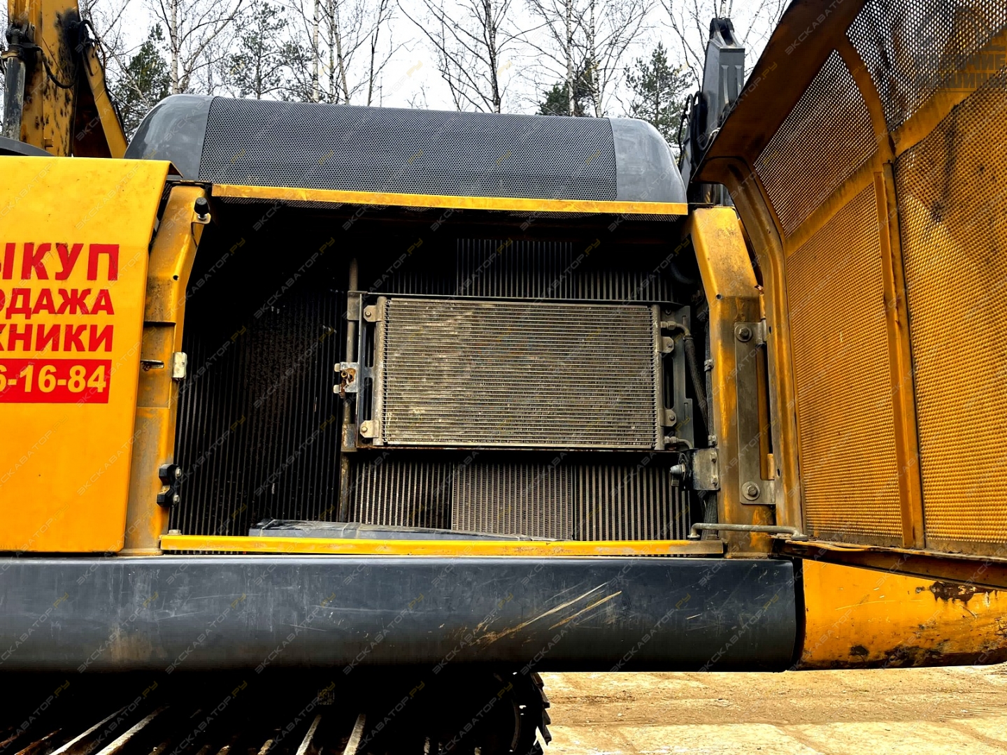 John Deere E360 LC [9]