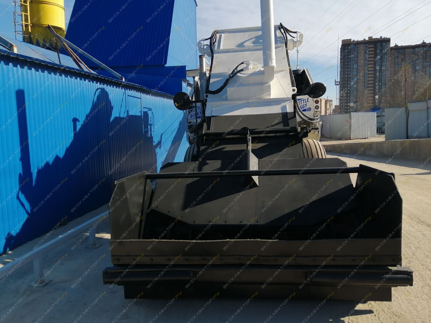 Roadtec SB2500D Shuttle Buggy [5]