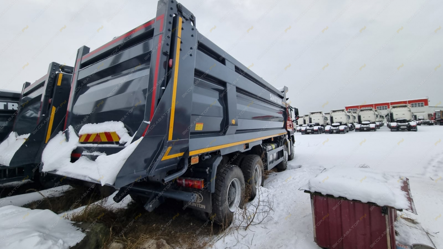 Sitrak C7H 8x4 [4]