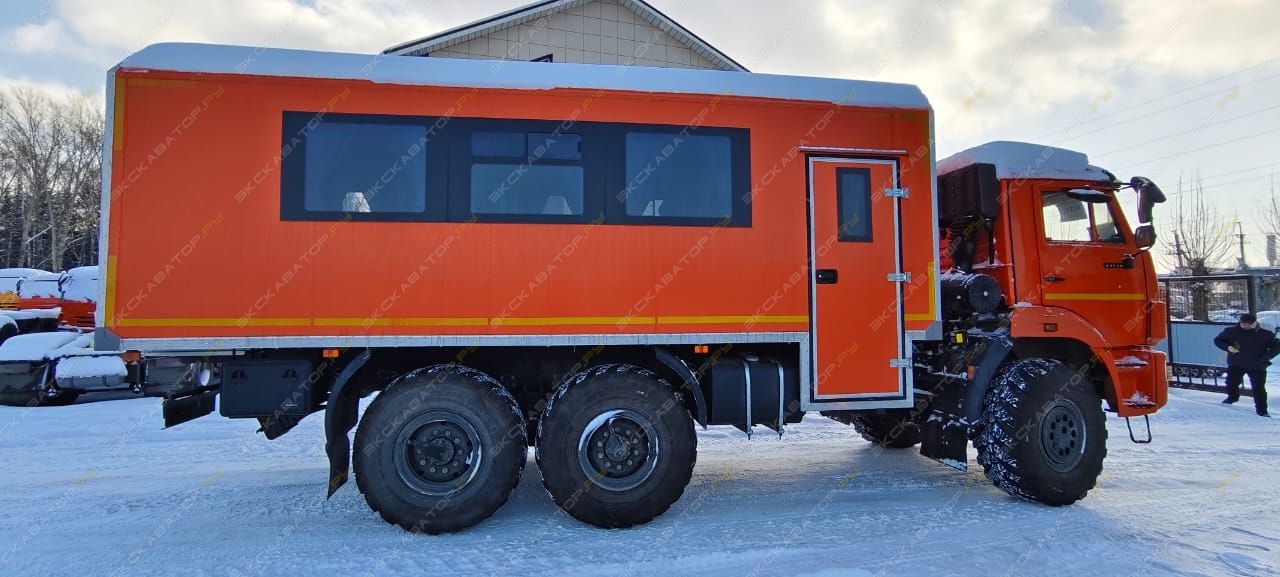 КамАЗ 4240 на шасси КамАЗ-43118 [1]