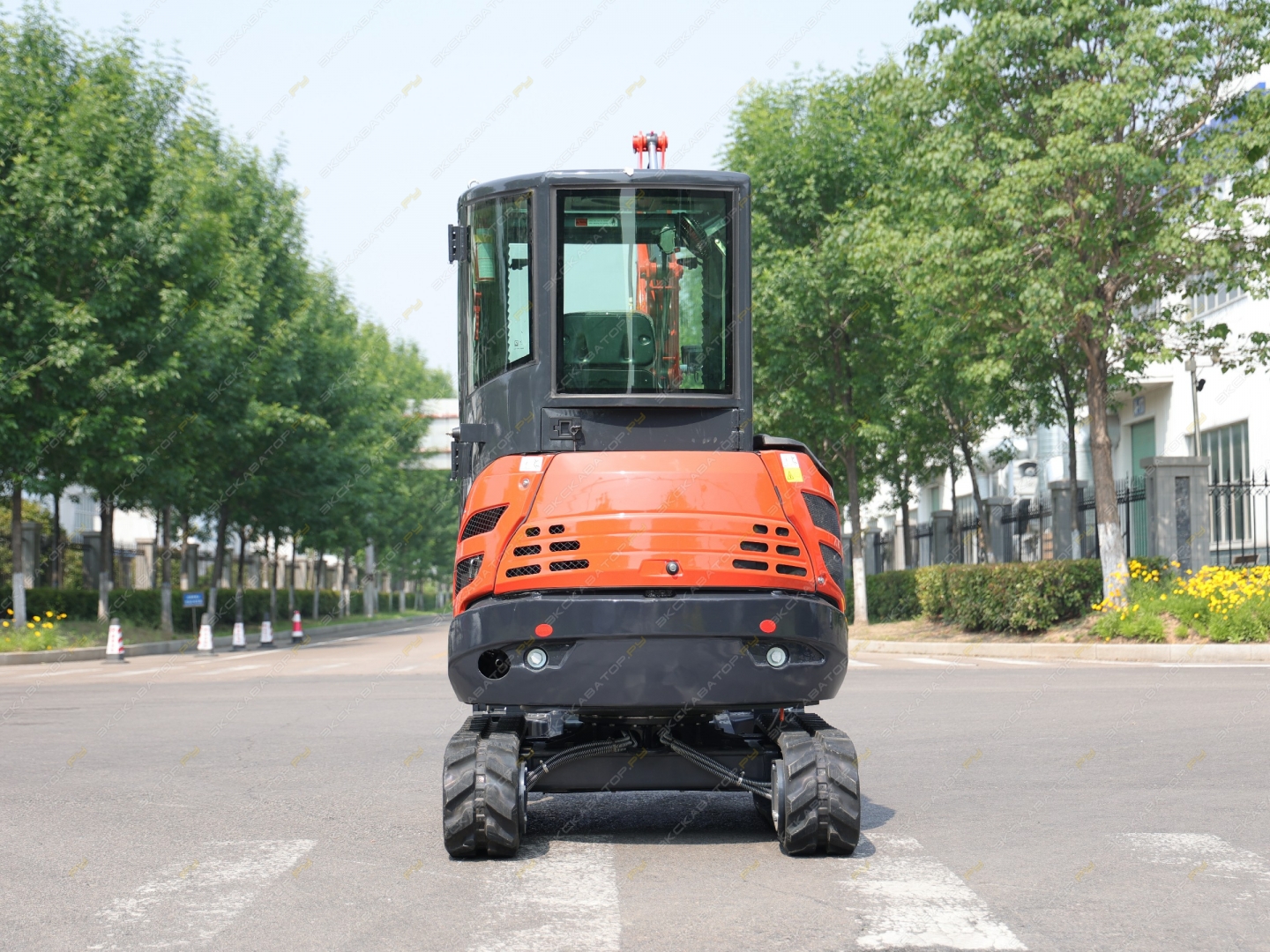 LT1025 [10]