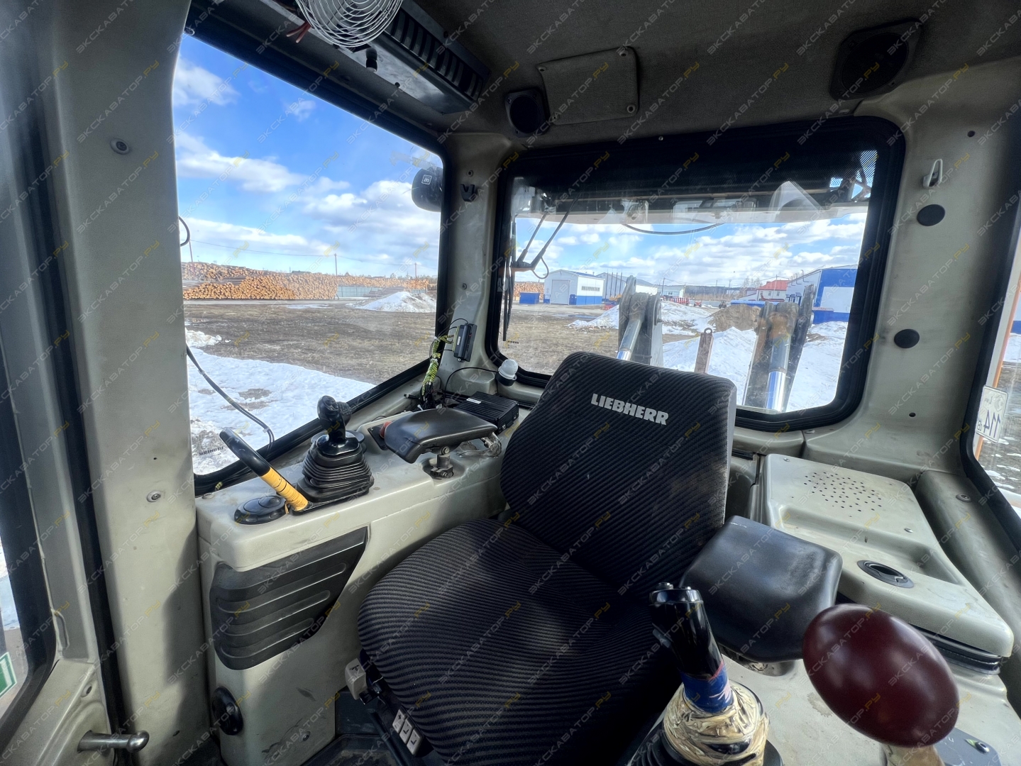 Liebherr PR 764 [9]