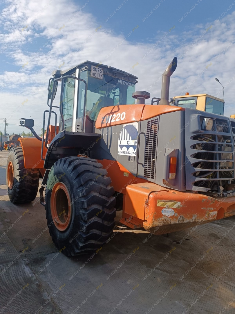 Hitachi ZW 220 [5]
