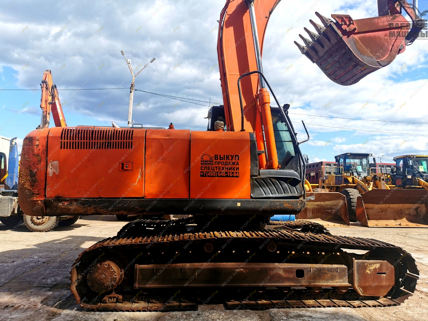 Hitachi ZX240-5G [5]
