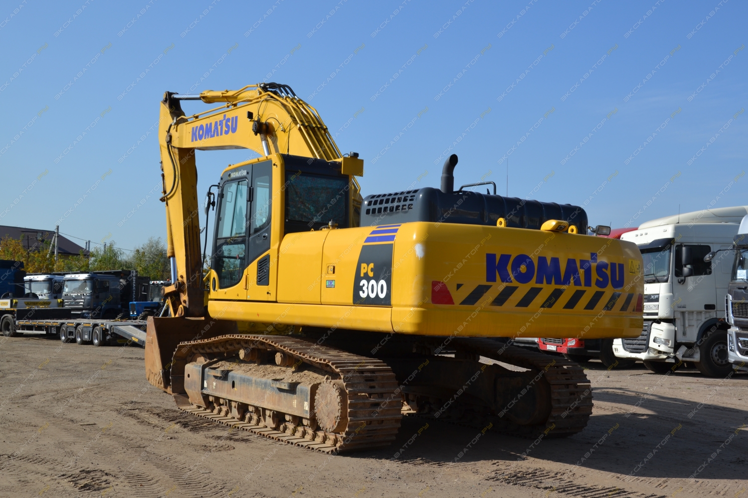 Komatsu PC300LC-8M0 [4]