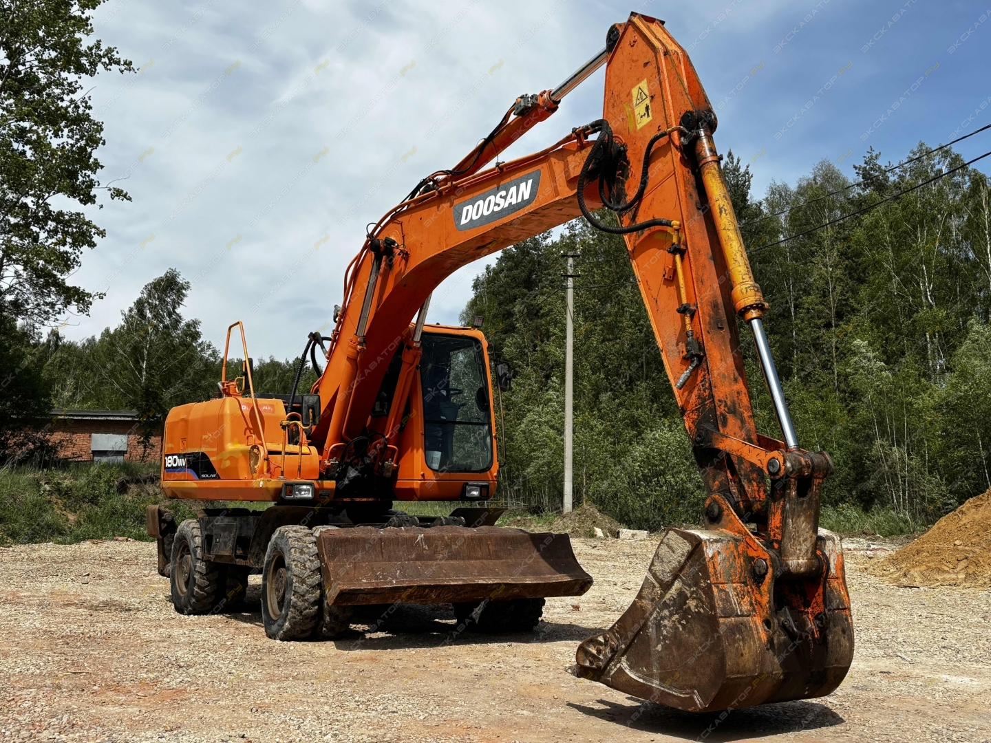 Doosan S180W-V [2]