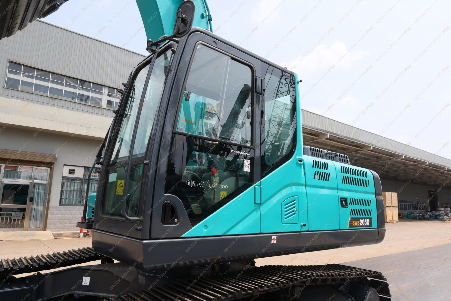 Sunward SWE 205E-3H [5]
