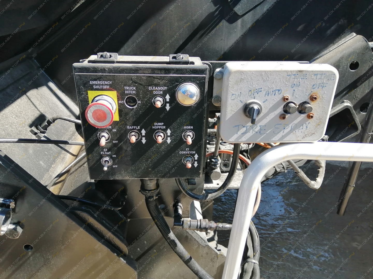 Roadtec SB2500E Shuttle Buggy [8]
